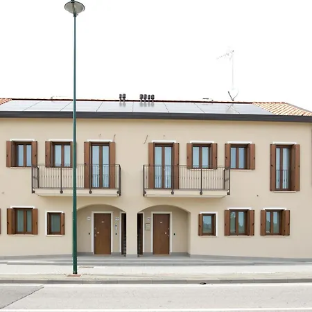 Apartment Queen Venice Fly *