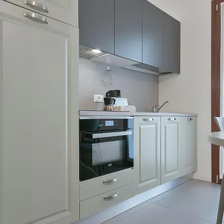 Apartment Queen Venice Fly