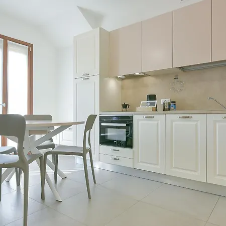 Queen Venice Fly Appartement *