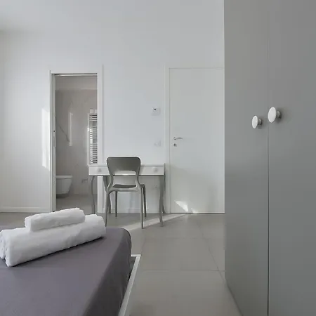 Queen Venice Fly * Campalto