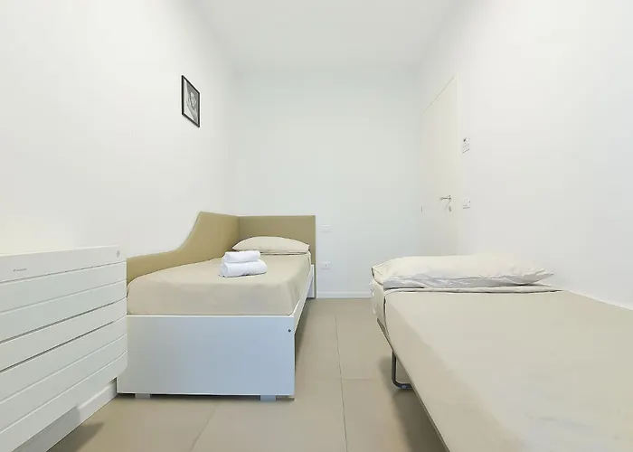 Queen Venice Fly كامبالتو